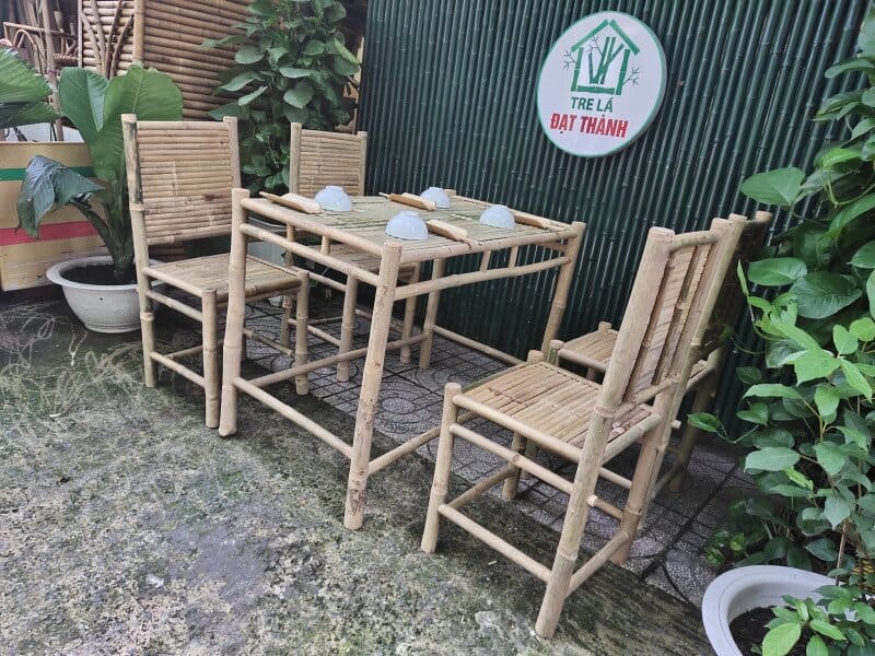 b&agrave;n ghế ăn bằng tre BGABT004