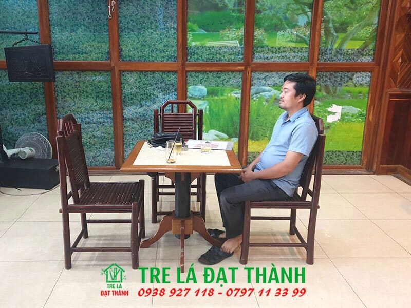 b&agrave;n ghế ăn bằng tre BGABT007