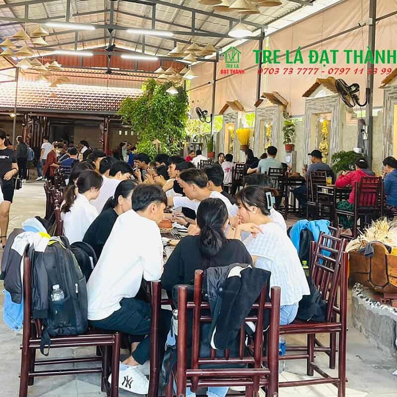 b&agrave;n ghế ăn bằng tre BGABT012