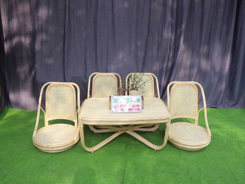 b&agrave;n ghế ăn m&acirc;y BGAM002