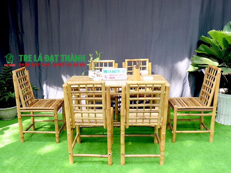 b&agrave;n ghế tre mặt b&agrave;o BGTMB002