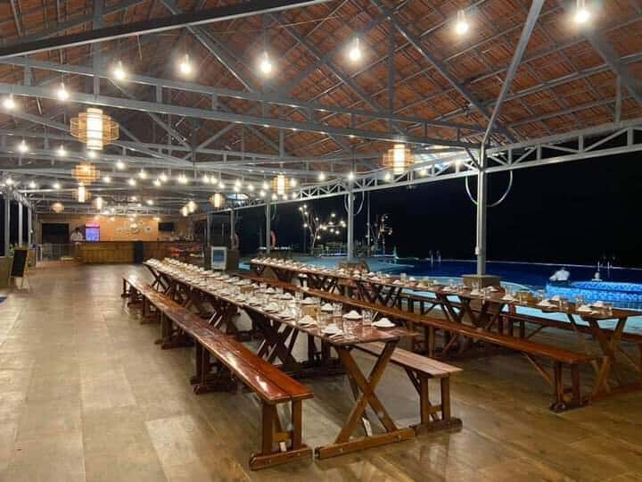 b&agrave;n ghế tre mặt b&agrave;o BGTMB003