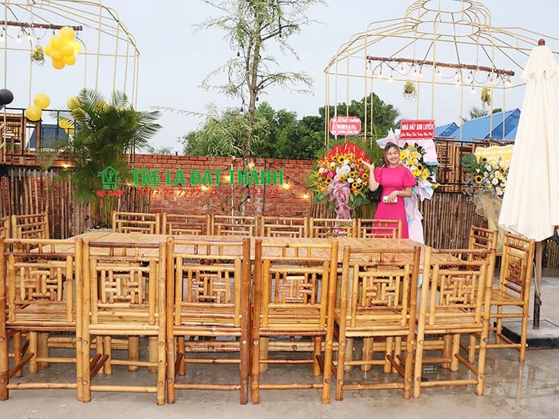 b&agrave;n ghế tre mặt b&agrave;o BGTMB004