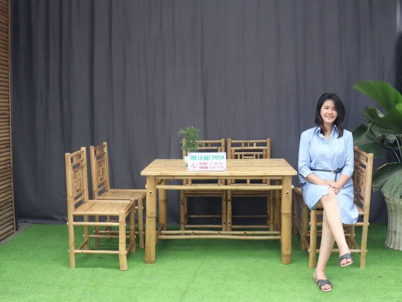 b&agrave;n ghế tre mặt b&agrave;o BGTMB004