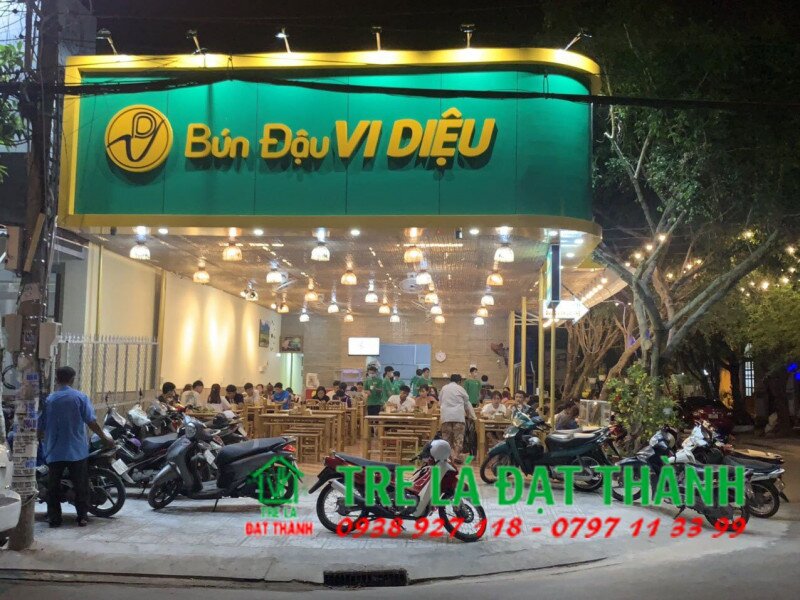 b&agrave;n ghế tre mặt b&agrave;o BGTMB010