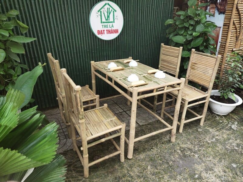 b&agrave;n ghế qu&aacute;n nhậu bằng tre