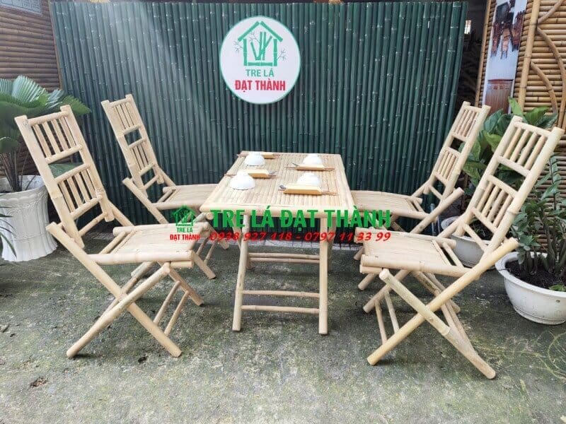 bàn ghế tre luồng