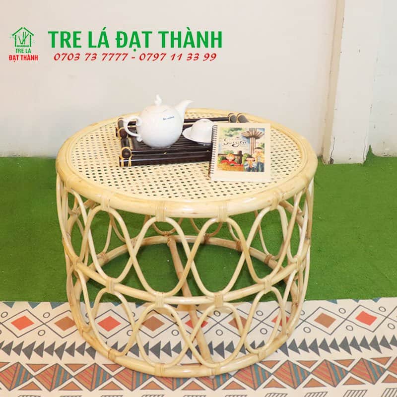 B&agrave;n Ăn M&acirc;y Tre BAMT001