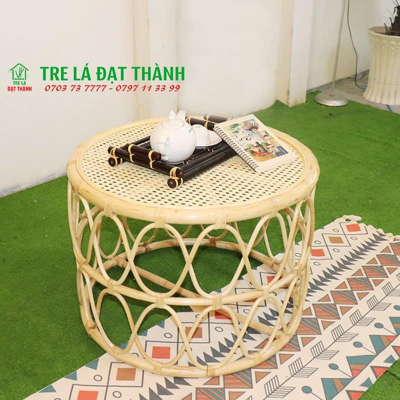 B&agrave;n Ăn M&acirc;y Tre BAMT001