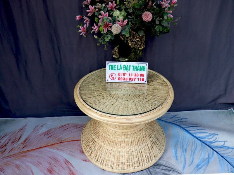 bàn mây tại Tre Lá Đạt Thành