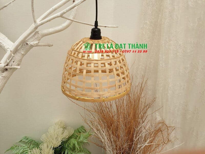 Chụp Đ&egrave;n Sọc Tre Caro