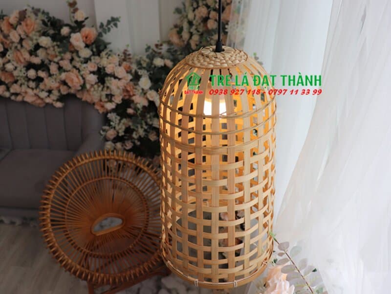 Chụp Đ&egrave;n Sọc Tre Caro