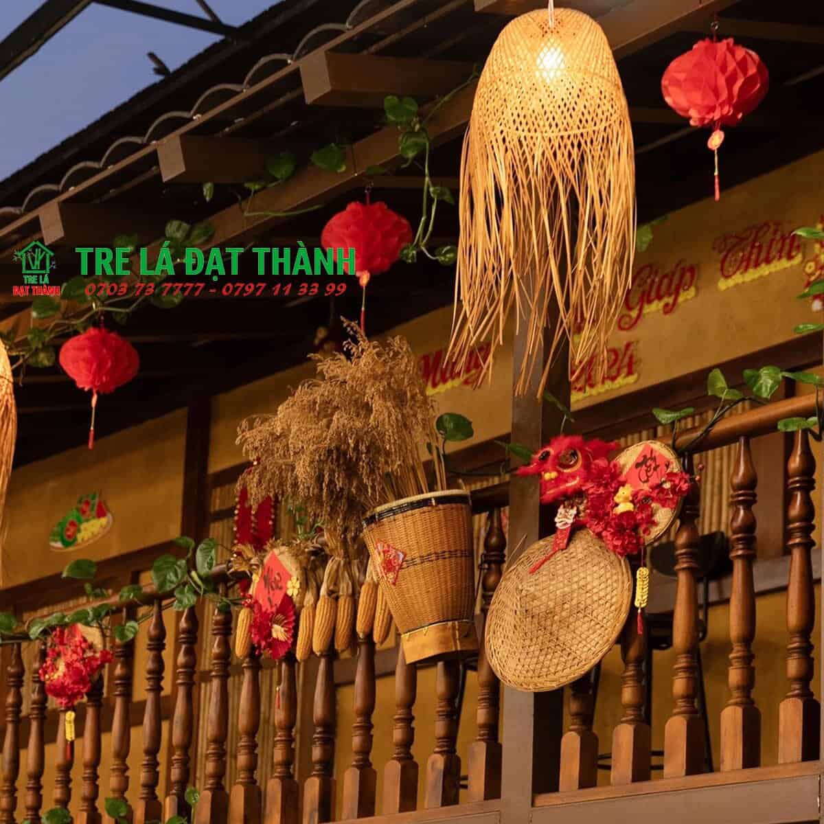 đ&egrave;n con sứa