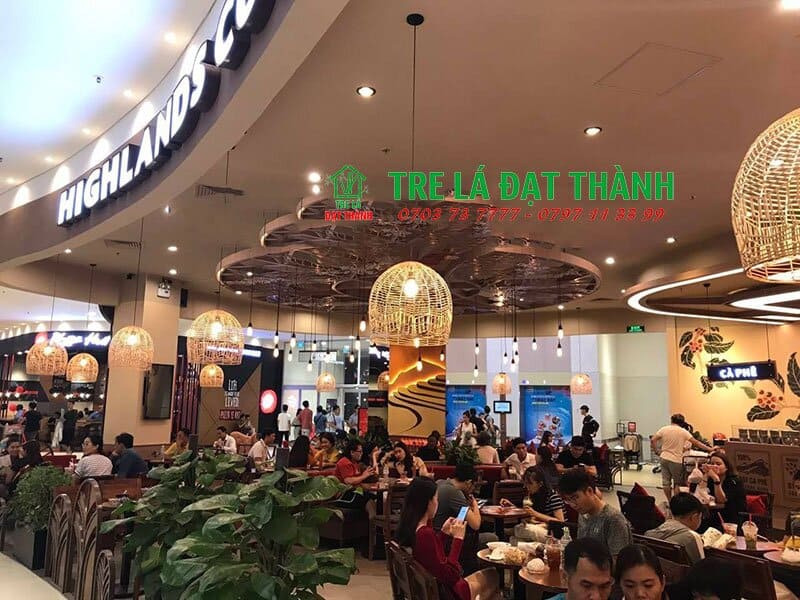Đ&egrave;n Zic Zac Trang Tr&iacute; M&acirc;y Tre Đan