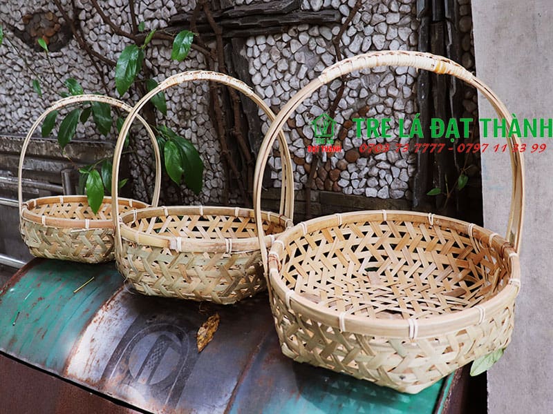 giỏ m&acirc;y tre l&aacute;