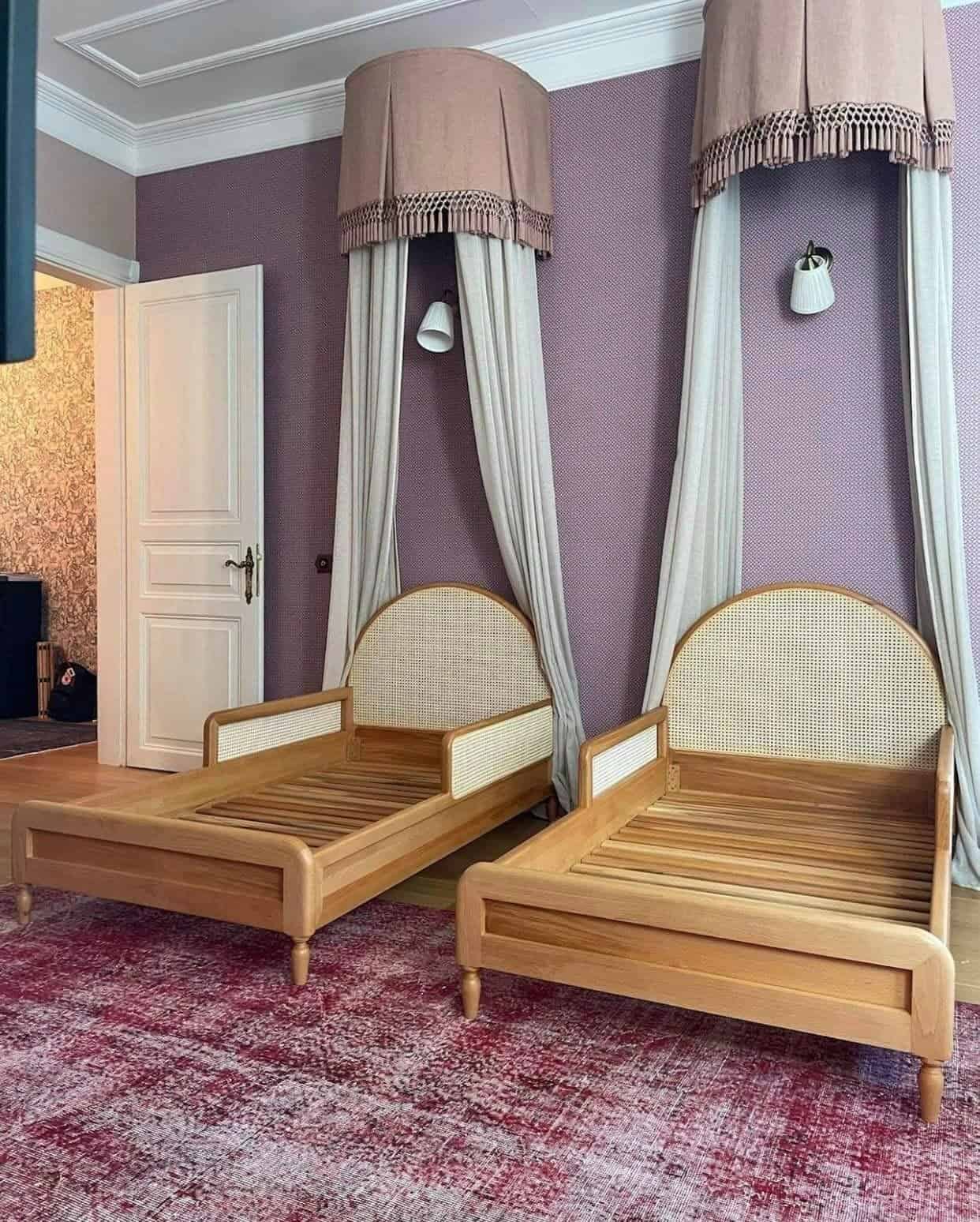 giường m&acirc;y mắt c&aacute;o