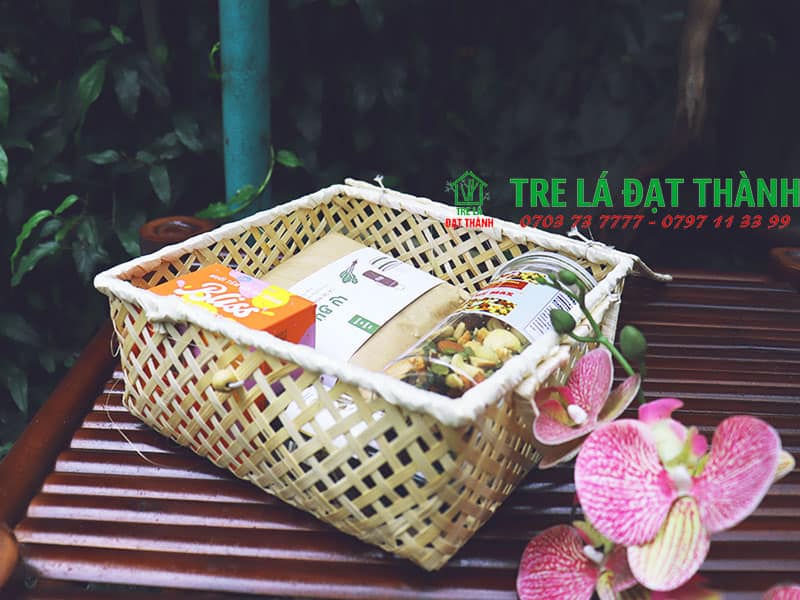 hộp qu&agrave; m&acirc;y tre đan