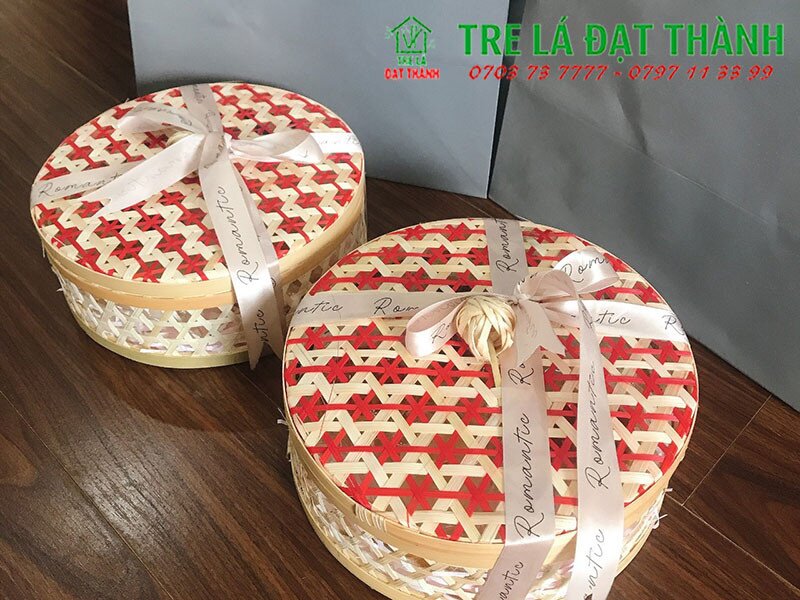 hộp qu&agrave; m&acirc;y tre đan