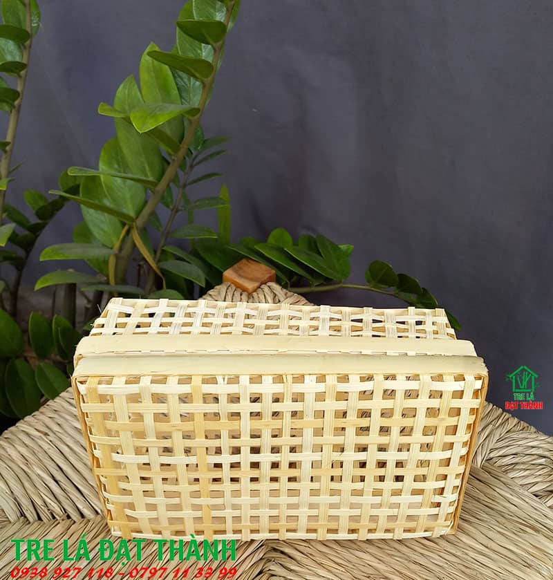 hộp qu&agrave; m&acirc;y tre đan HQMTD001