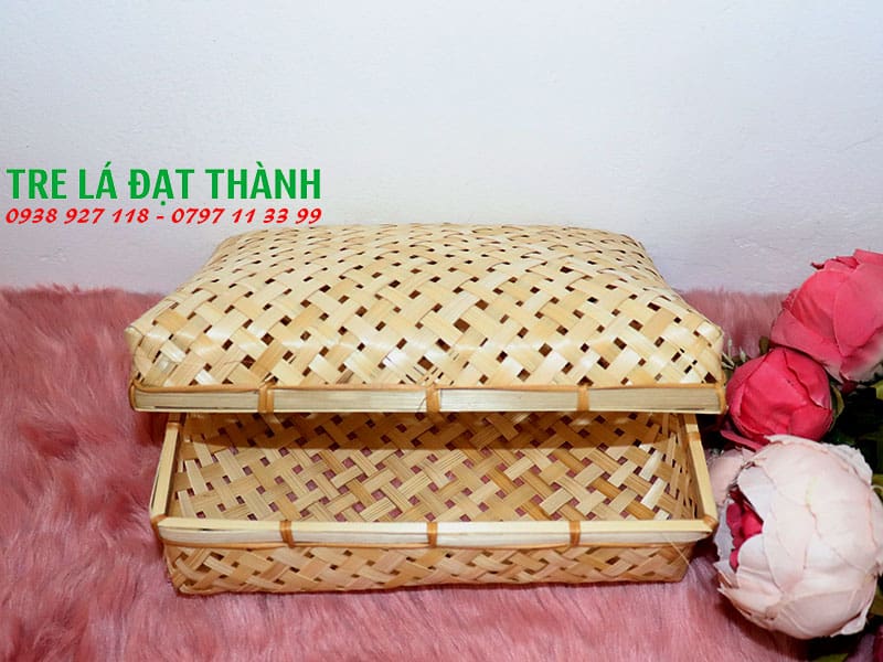 hộp qu&agrave; m&acirc;y tre đan HQMTD003