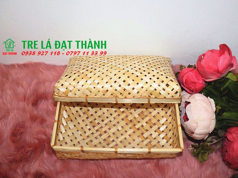 hộp qu&agrave; m&acirc;y tre đan HQMTD003
