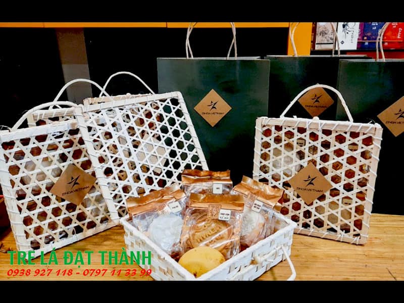 hộp qu&agrave; m&acirc;y tre đan HQMTD004