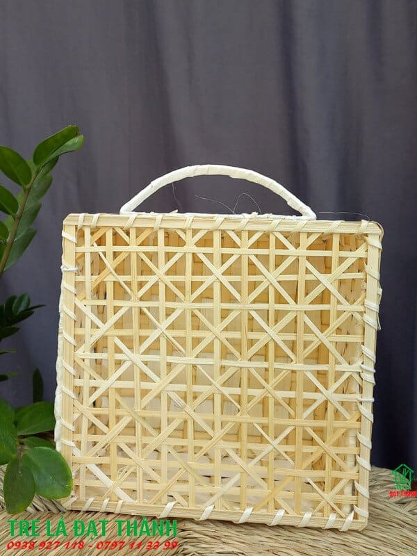 hộp qu&agrave; m&acirc;y tre đan HQMTD004