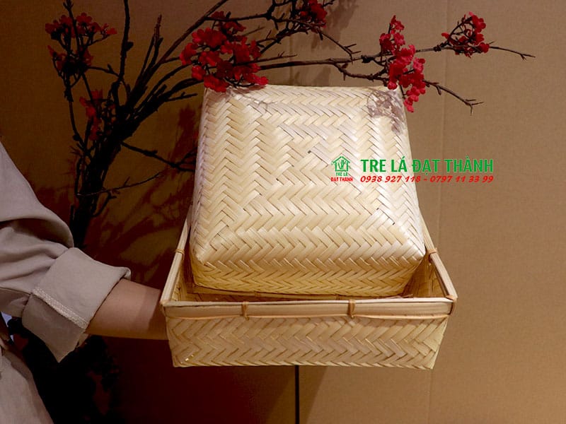 hộp qu&agrave; m&acirc;y tre đan HQMTD011