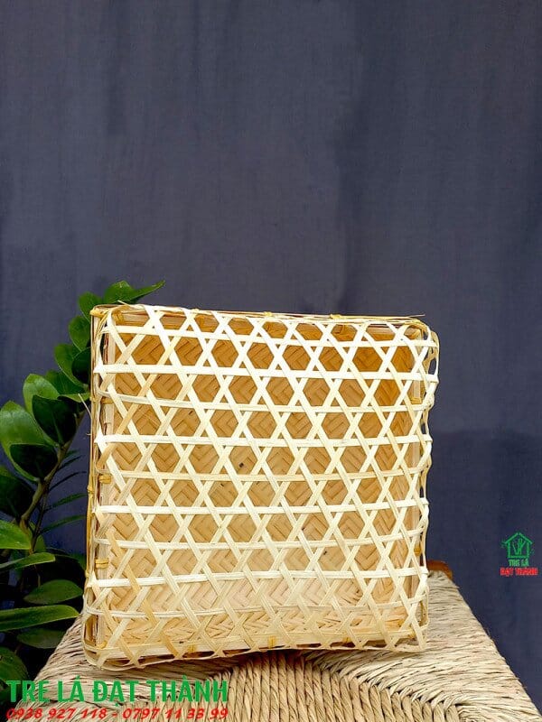 hộp qu&agrave; m&acirc;y tre đan HQMTD015