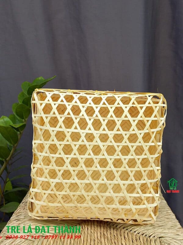 hộp qu&agrave; m&acirc;y tre đan HQMTD015