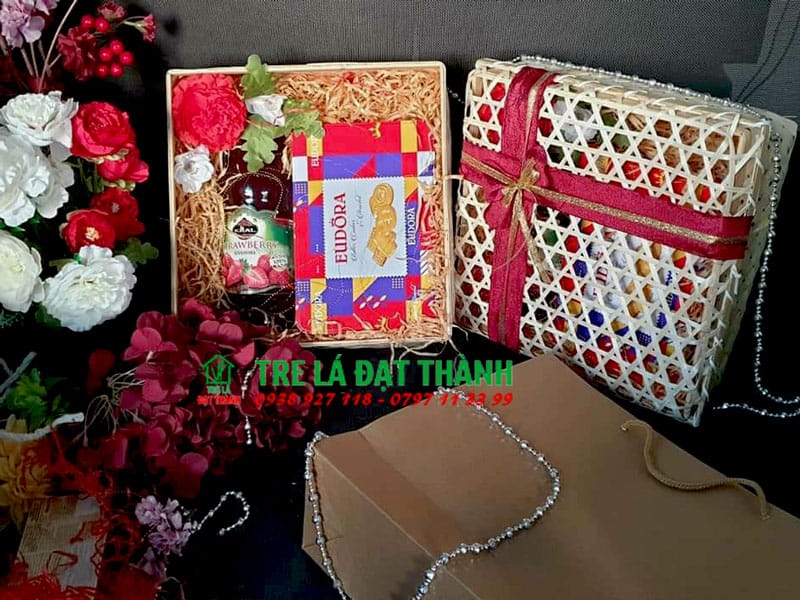 hộp qu&agrave; m&acirc;y tre đan HQMTD015