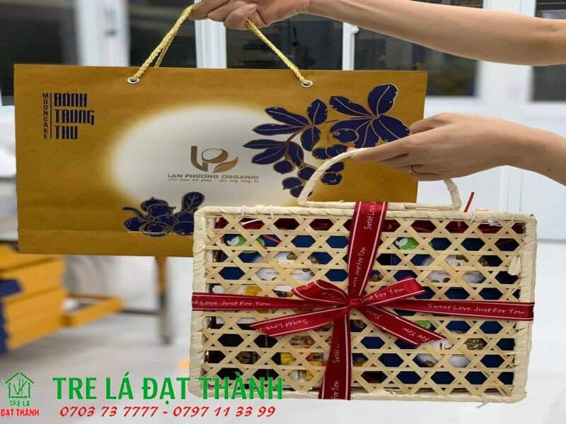 hộp qu&agrave; m&acirc;y tre đan HQMTD017