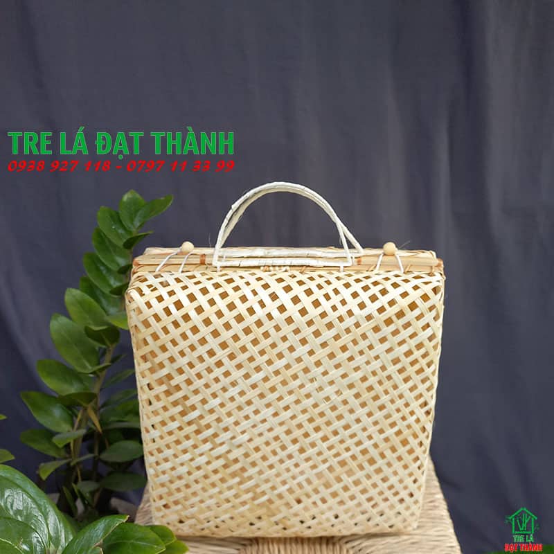 hộp qu&agrave; m&acirc;y tre đan HQMTD021