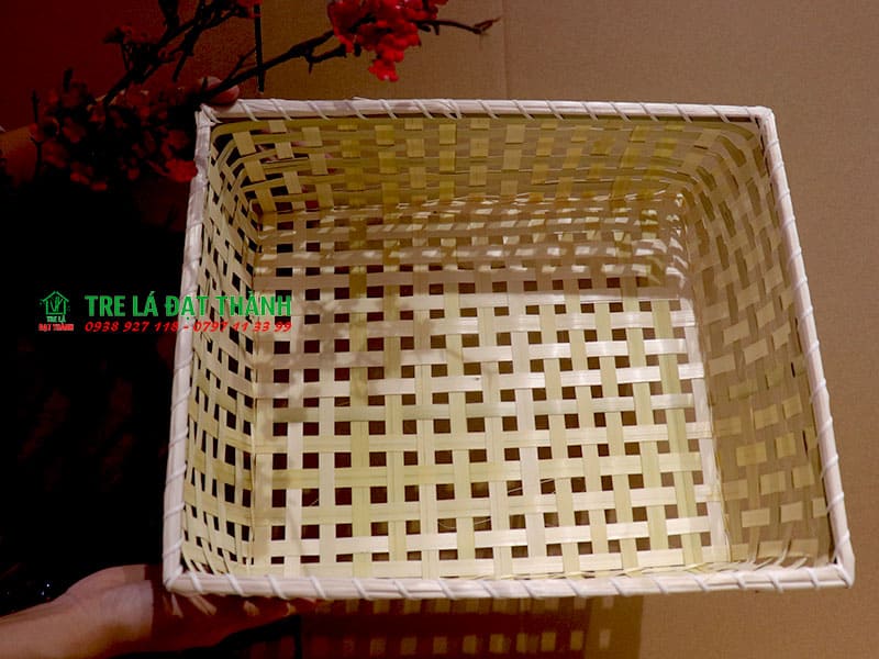 hộp qu&agrave; m&acirc;y tre đan HQMTD022