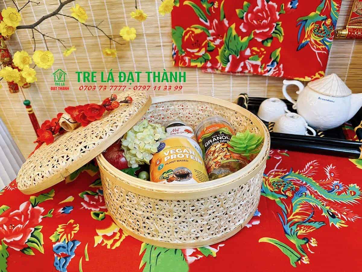 hộp qu&agrave; m&acirc;y tre đan HQMTD031