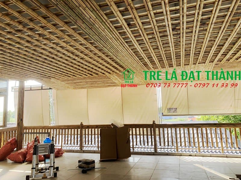 thi c&ocirc;ng m&aacute;i che bằng tre