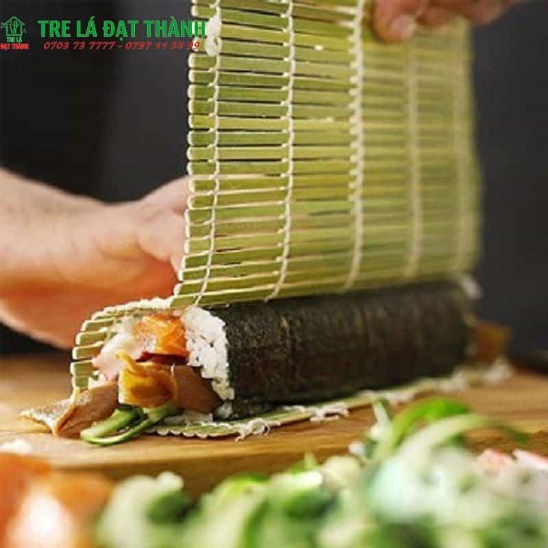 mành cuốn sushi