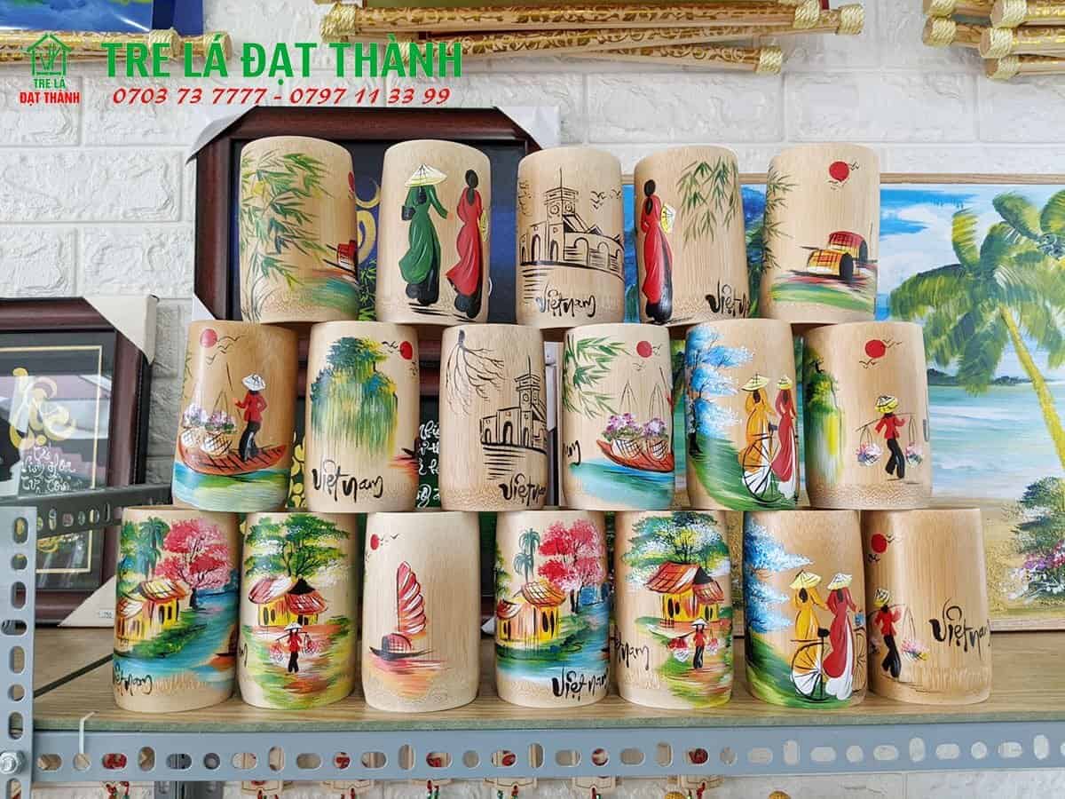 cốc tre vẽ tay