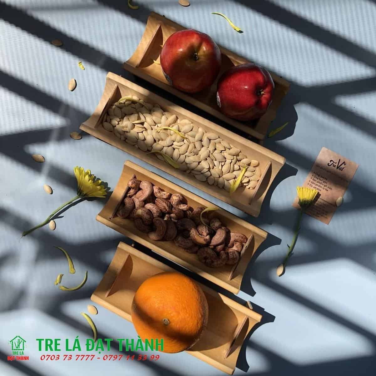 ống tre đựng đồ ăn