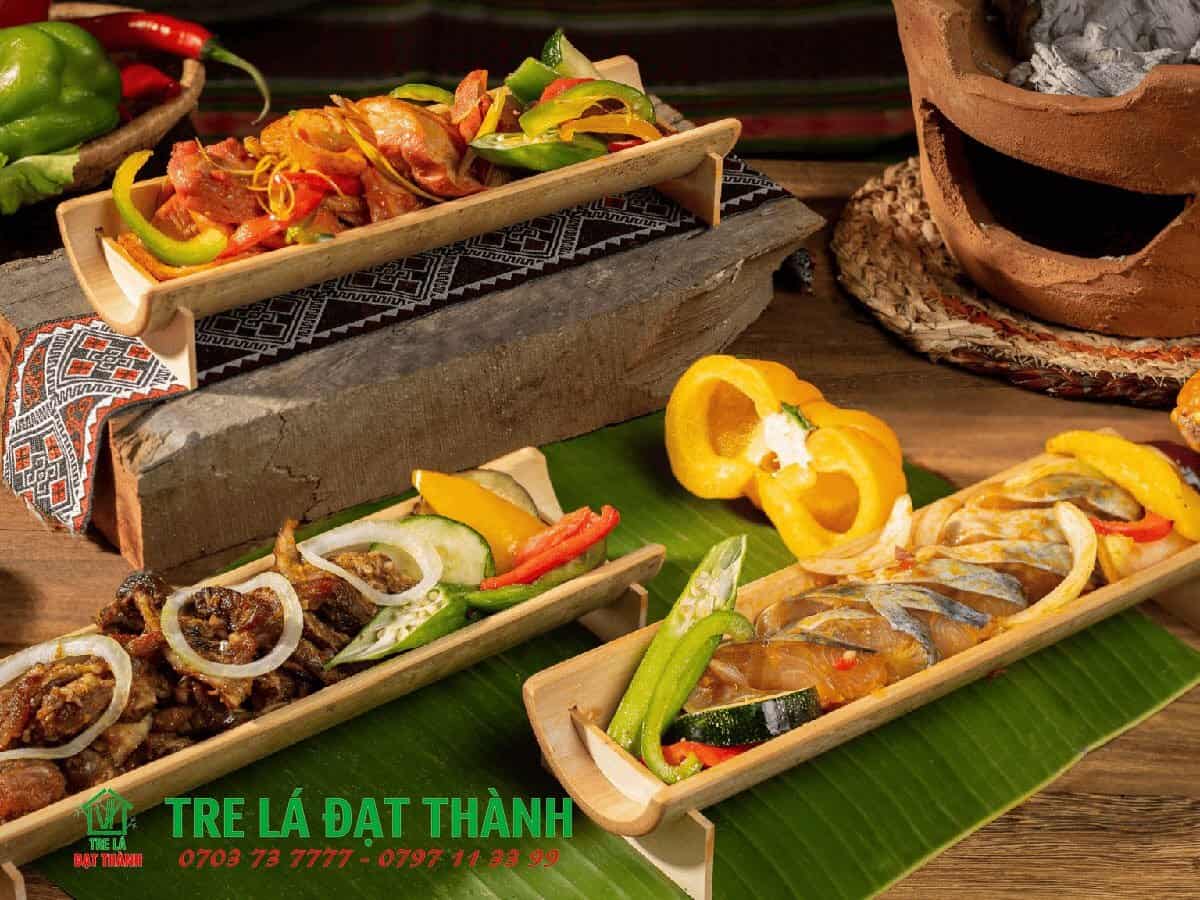 ống tre nướng thịt