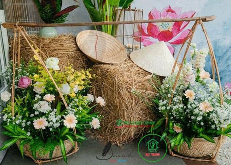cắm hoa quang g&aacute;nh