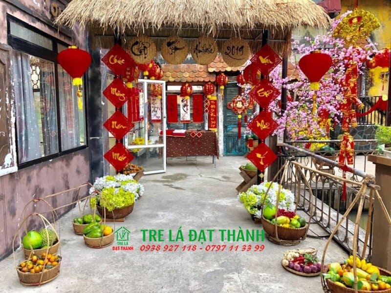 cắm hoa tr&ecirc;n quang g&aacute;nh