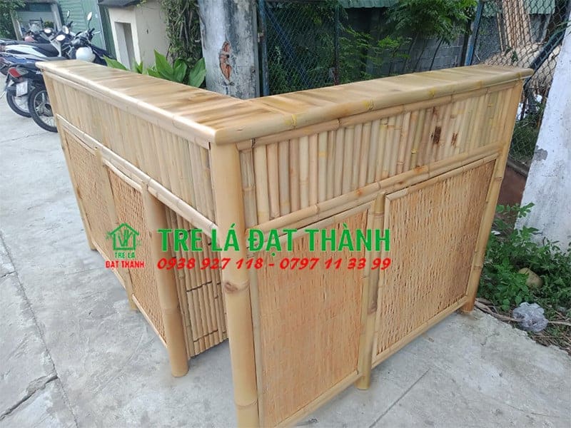 quầy bar tre