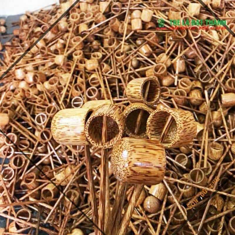 g&aacute;o m&uacute;c rượu bằng dừa