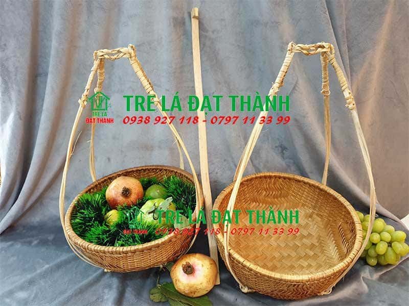 th&uacute;ng tre trang tr&iacute;