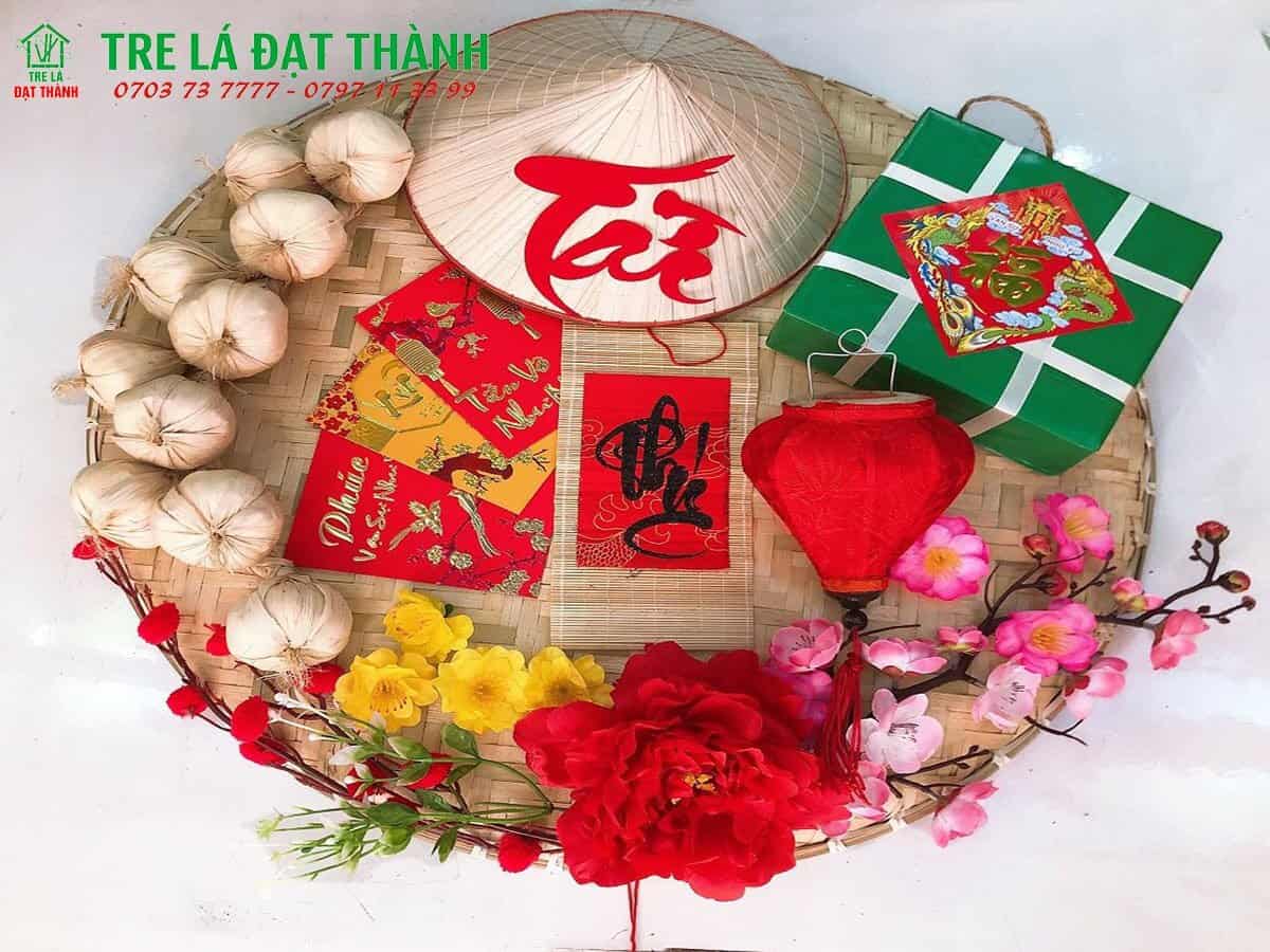 n&oacute;n l&aacute; trang tr&iacute; Tết
