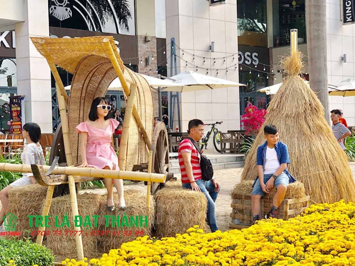 rơm cuộn trang tr&iacute; Tết